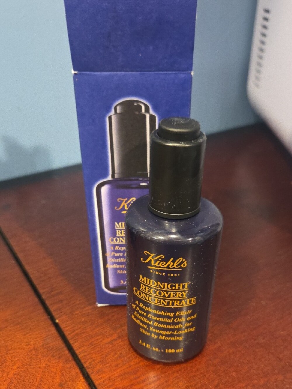Kiehl's Midnight Recovery Concentrate - Deep Blue Packaging 3.4oz